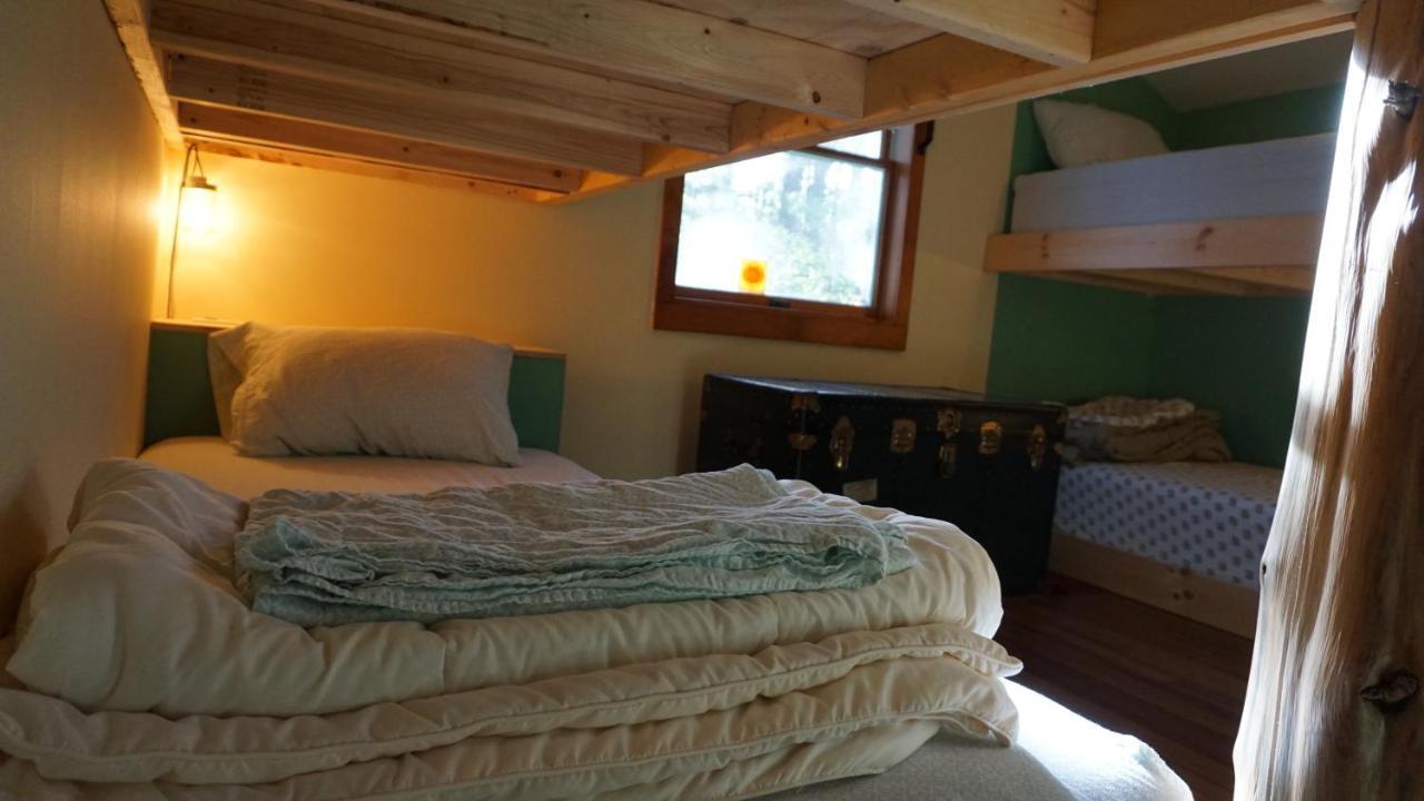 Llama House Adk Wevertown Ngoại thất bức ảnh